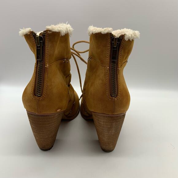 Not Rated Faux Fur Lined and Suede Brown Lace Front Zip Heel Boots Sz 8 - Picture 7 of 15